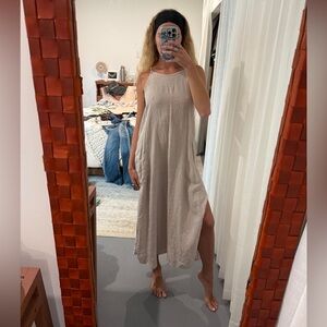 Made in Italy Linen Beige Sleeveless Maxi Dress with Pockets